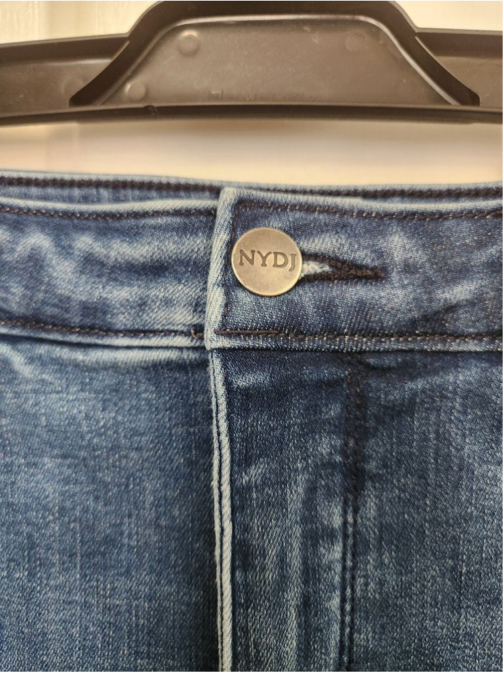 NYDJ Barbara Bootcut Jeans 10P - Picture 2 of 6